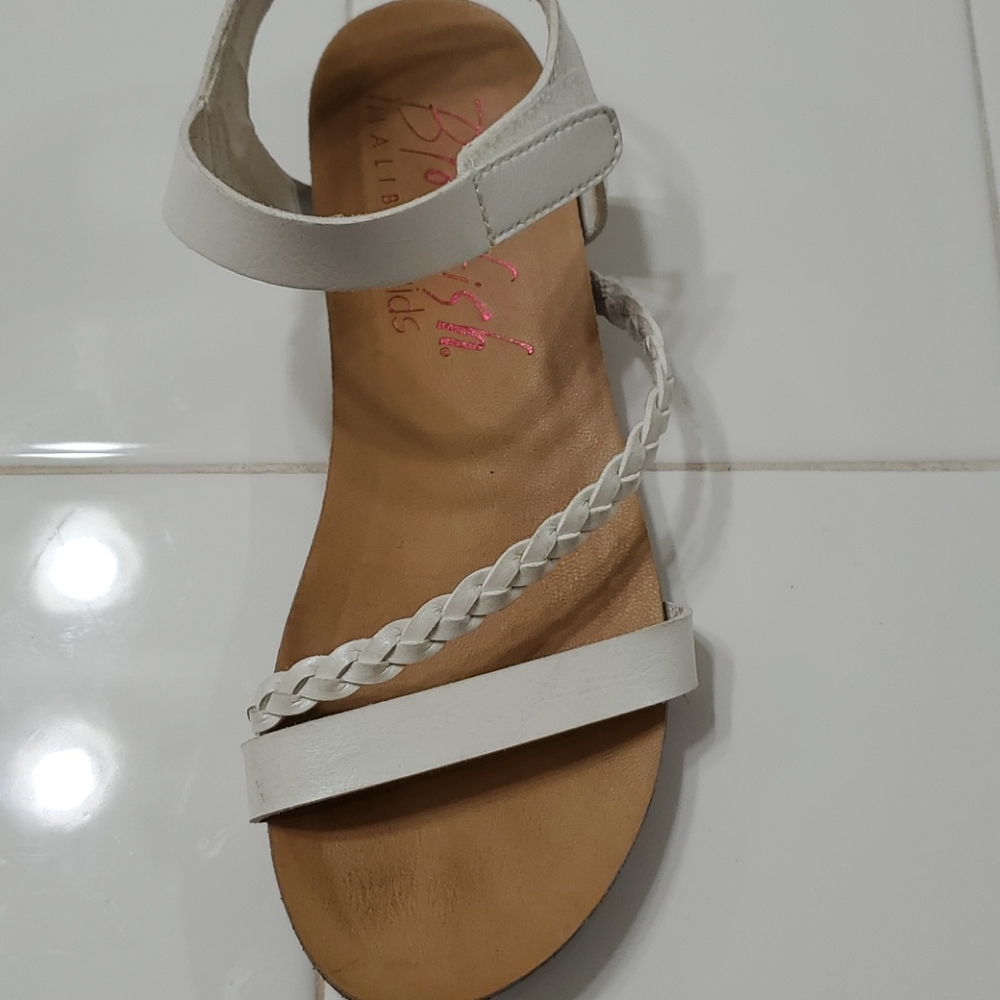Girls blowfish sandles - Picture 3 of 6